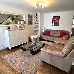  Holiday home Simply Stunning 2 Bedroom With Parking Space United Kingdom